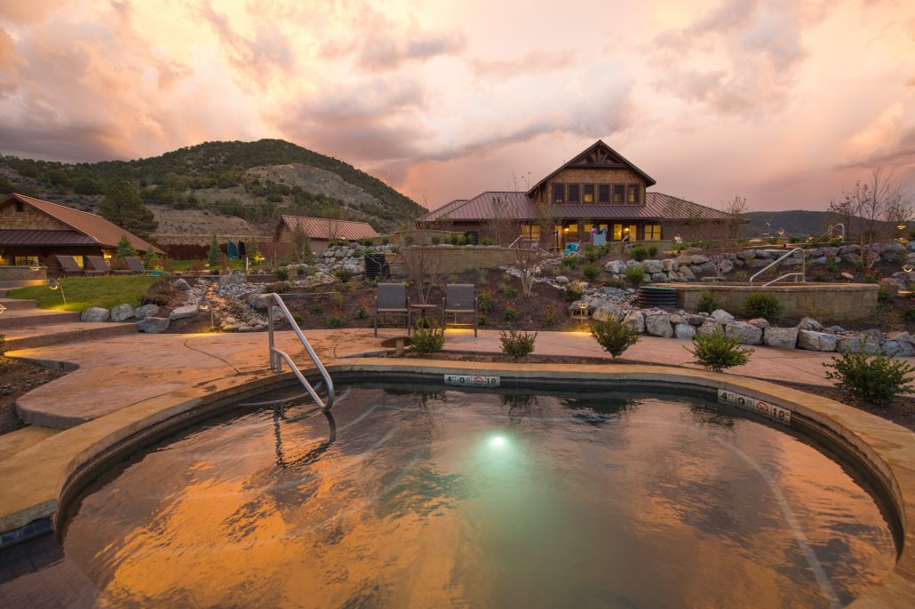 Iron Mountain Hot Springs Pool | Glenwood Springs