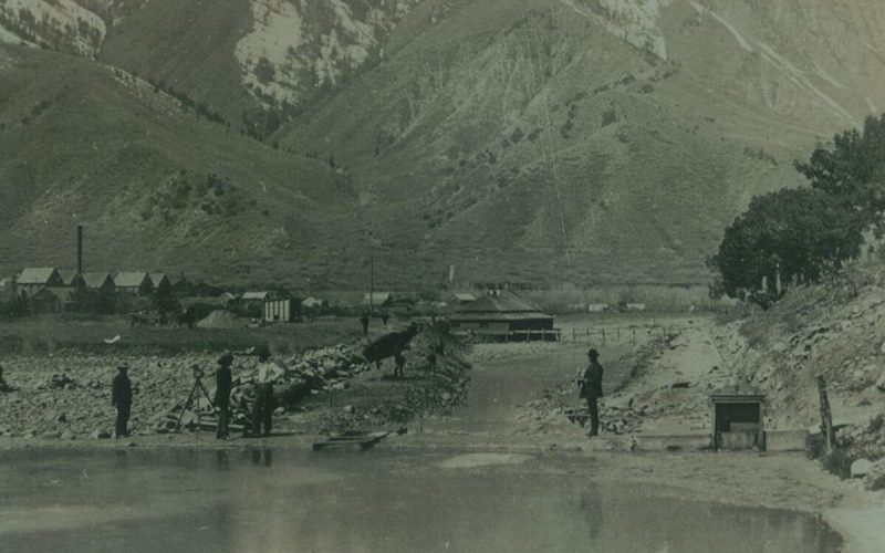 Glenwood Hot Springs Pool in 1888