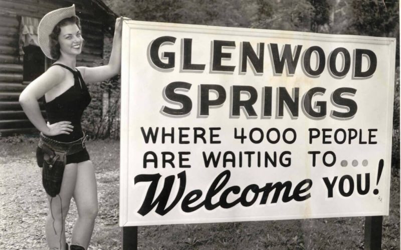 Historic Glenwood Springs welcome sign