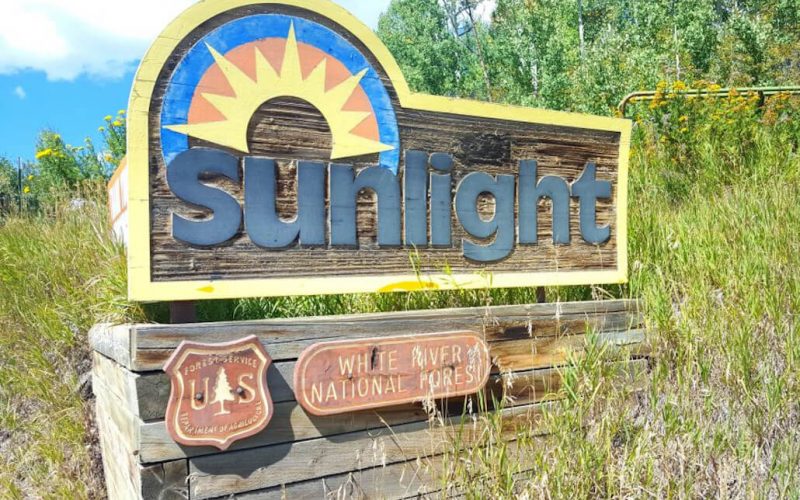 Sunlight Mountain Resort sign